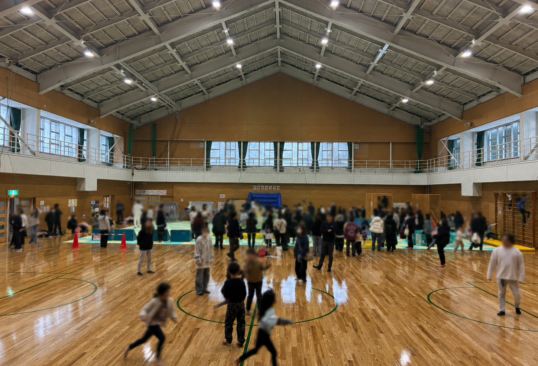 村上市屋内遊び場空調等設備工事